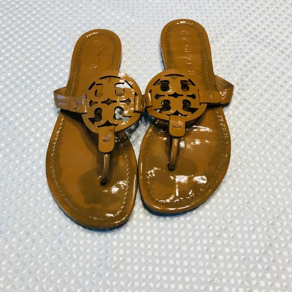 Tory Burch Miller patent leather sandals - Picture 2 of 15